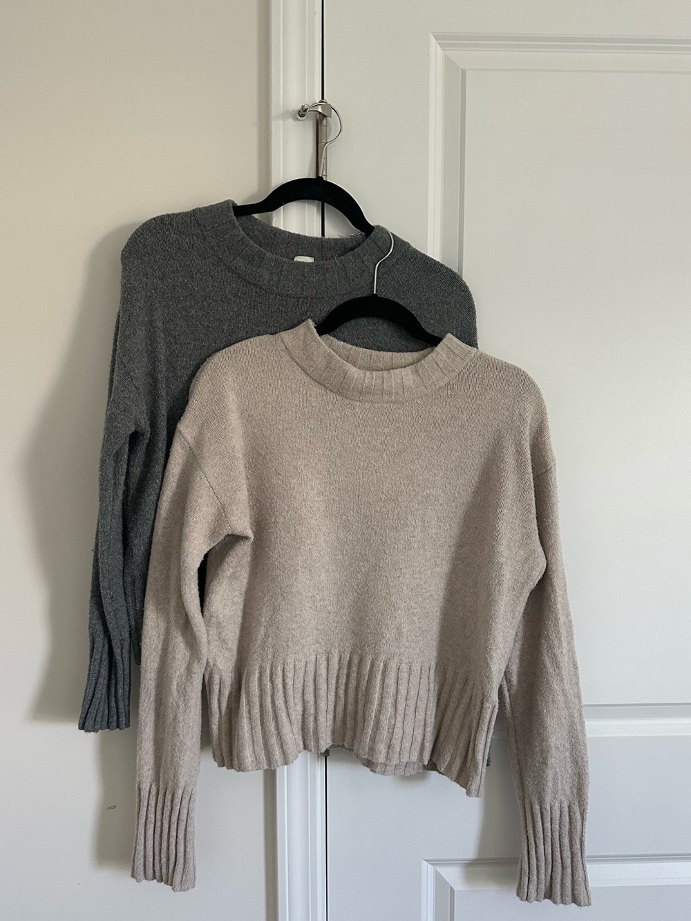 Bundle of Two Boxy Gap Sweaters